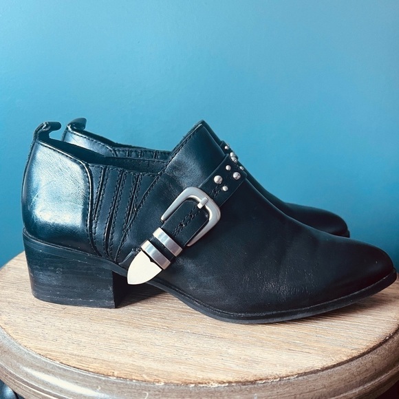 BCBG Loela Leather Ankle Booties - Picture 2 of 10